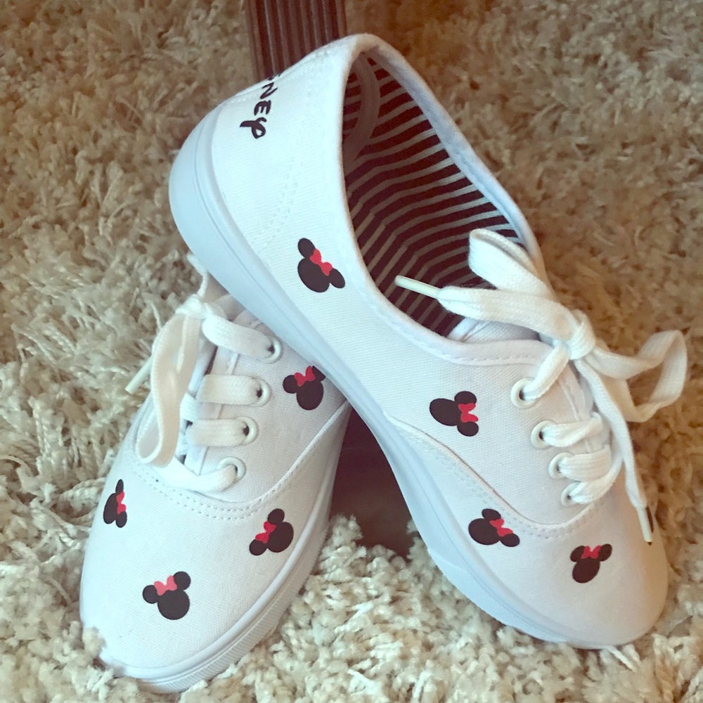 Minnie Mouse Shoes